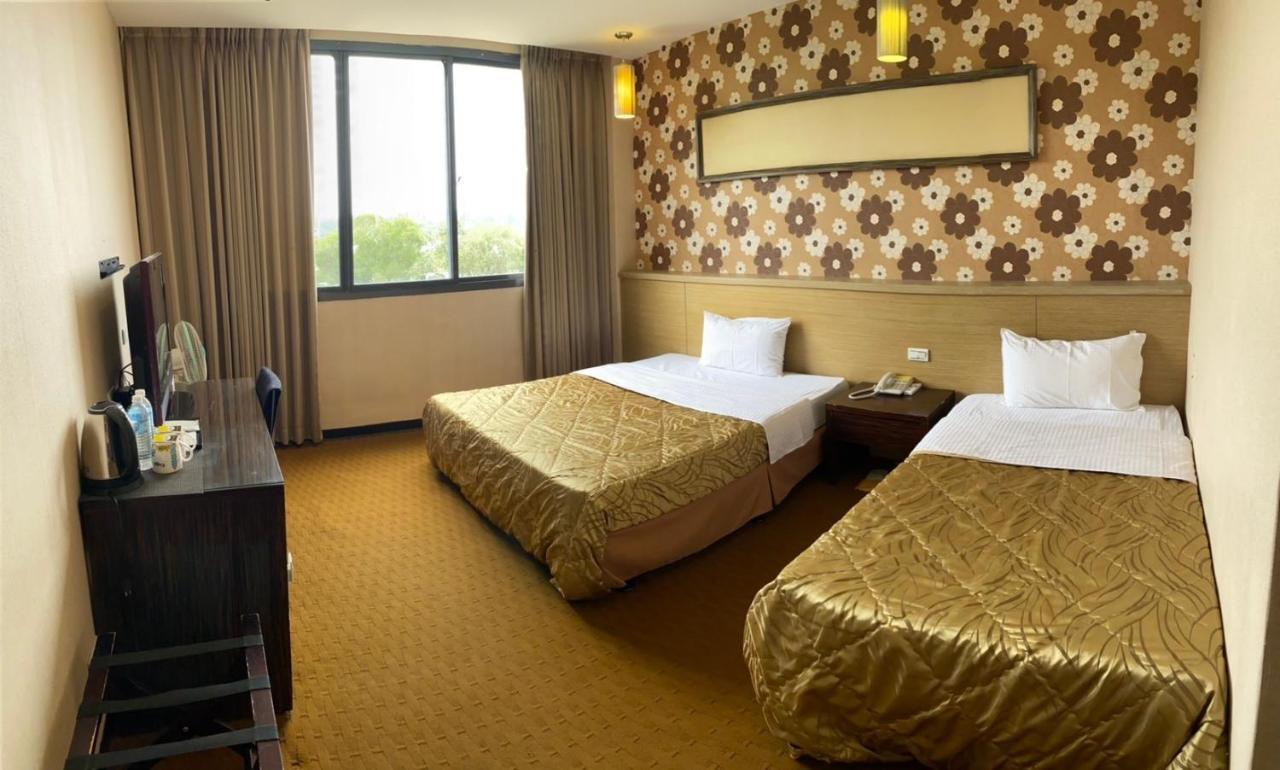 Home Full Hotel Jincheng Exterior foto